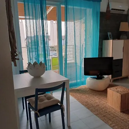 A Gem With Terrace *