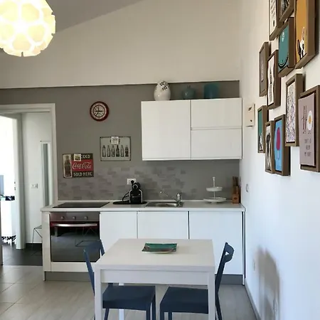 A Gem With Terrace Апартаменты Пула