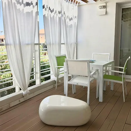 Апартаменты A Gem With Terrace Пула